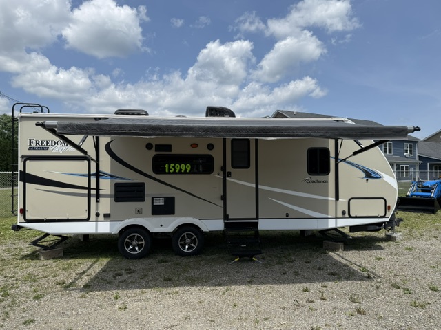 2018 Coachmen Freedom Express 248RBS Camper