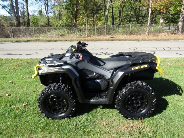 2023 Can-Am Outlander 850 DPS 4WD Gray