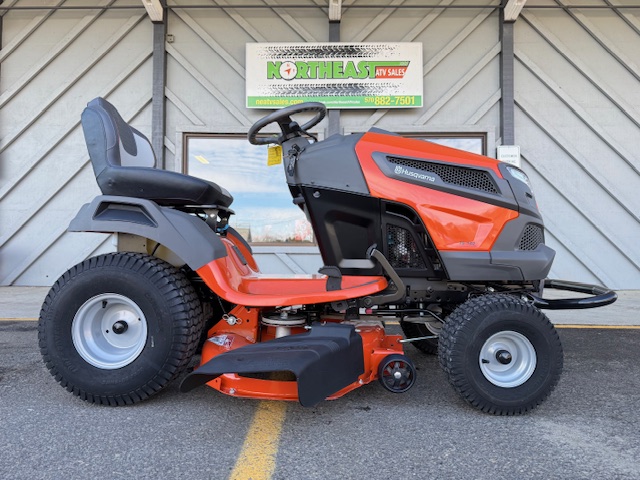  Husqvarna TS 142K 42 Inch Lawn Tractor 