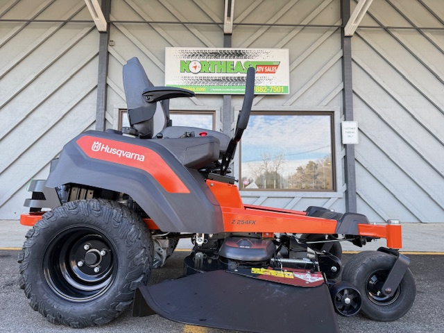  Husqvarna Z254FX 54 Inch Zero Turn Mower