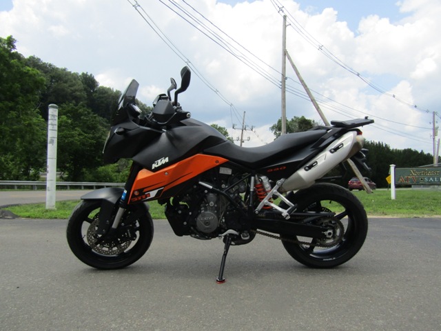 2010 KTM 990sm 