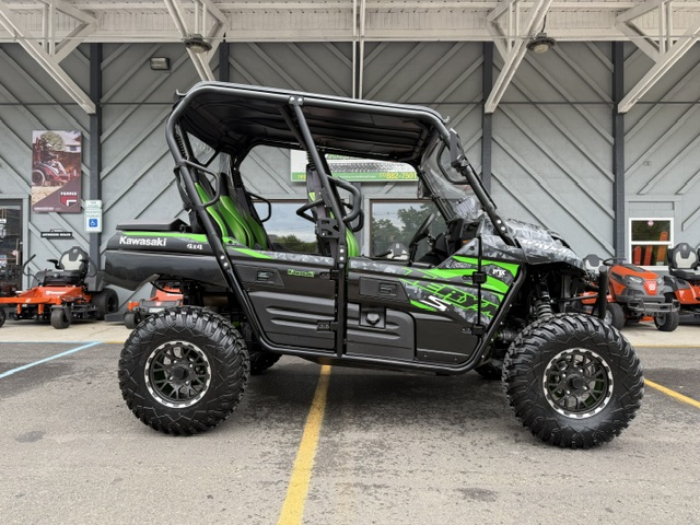 2022 Kawasaki Teryx 4 S LE