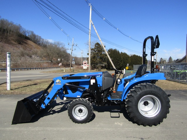  LS Tractor MT232 HST 4WD Tractor and Loader