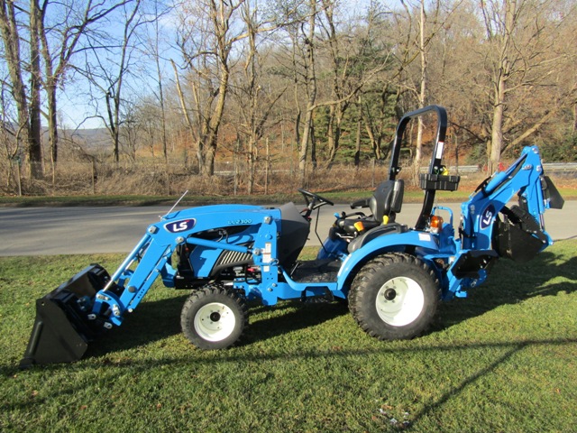  LS Tractor MT225s Tractor / Loader / Backhoe  4wd