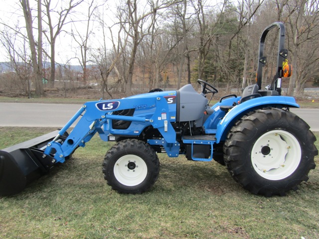 LS MT345HE 4WD Tractor with Loader