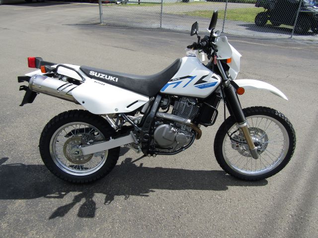 2025 Suzuki DR650S DualSport White