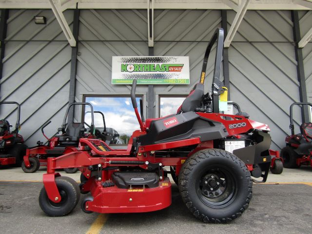 Toro 2000 Series MYRIDE 60 Inch Commercial Zero Turn Mower