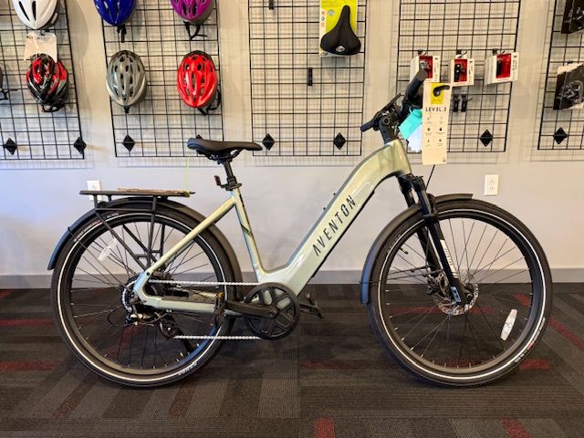  Aventon Level.3 Step Through Commuter ebike Glacier Mint