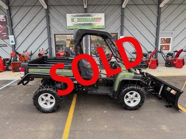 2015 John Deere Gator 825i 4WD with John Deere Plow Package